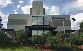 Wyndham Lake Buena Vista - Disney Springs Area